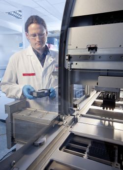 Molecular diagnostics qia symphony.jpg
